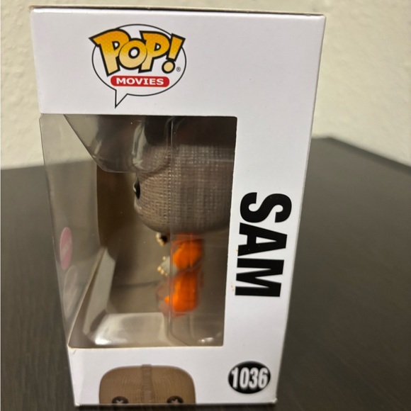 Funko Pop Sam in Orange Outfit - Picture 4 of 4